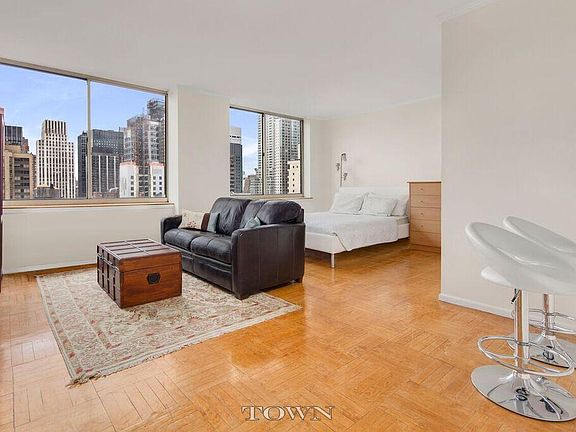 3rd image of 232-236 E 47th St #29A