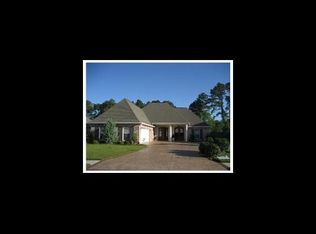 9321 Alcove Ln, Ocean Springs, MS 39564