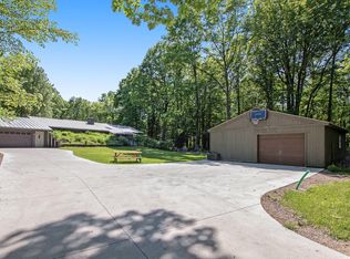 15580 Stanton St, West Olive, MI 49460