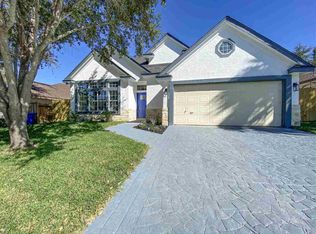 8813 Justice Dr, Laredo, TX 78045