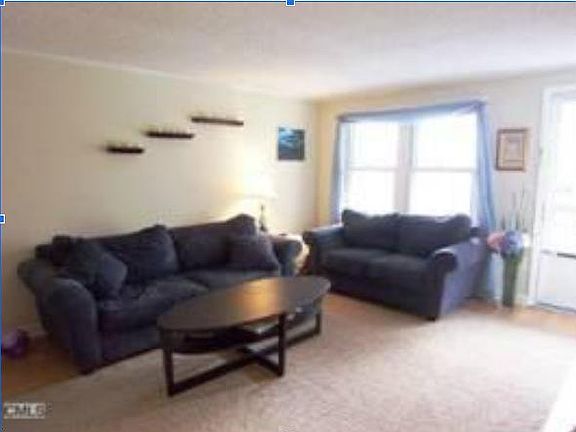 3rd image of 140 Beachview Ave Unit 284