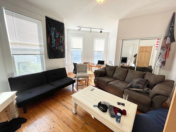 5th image of 37 Hillside St #4