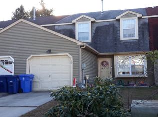 42 River Bank Dr, Roebling, NJ 08554