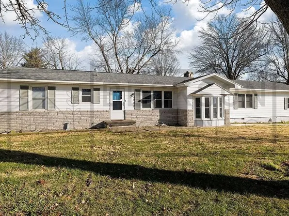 5812 S State Highway Ff, Brookline, MO 65619