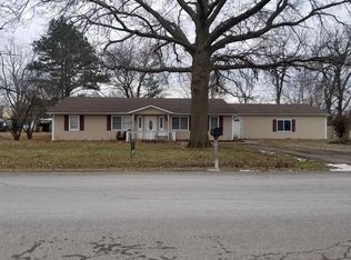 308 W McDowell St, Sturgeon, MO 65284