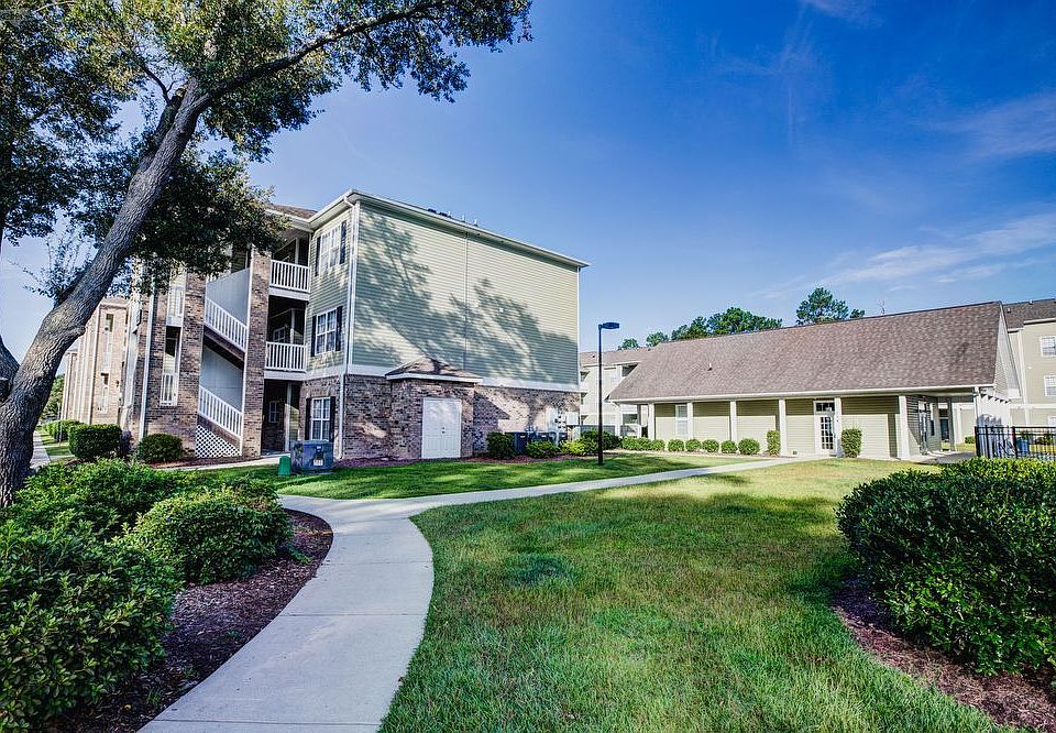 1st image of 110 Parsley Ln APT 303