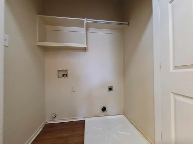 815 Betty Ct #A — Photo 12
