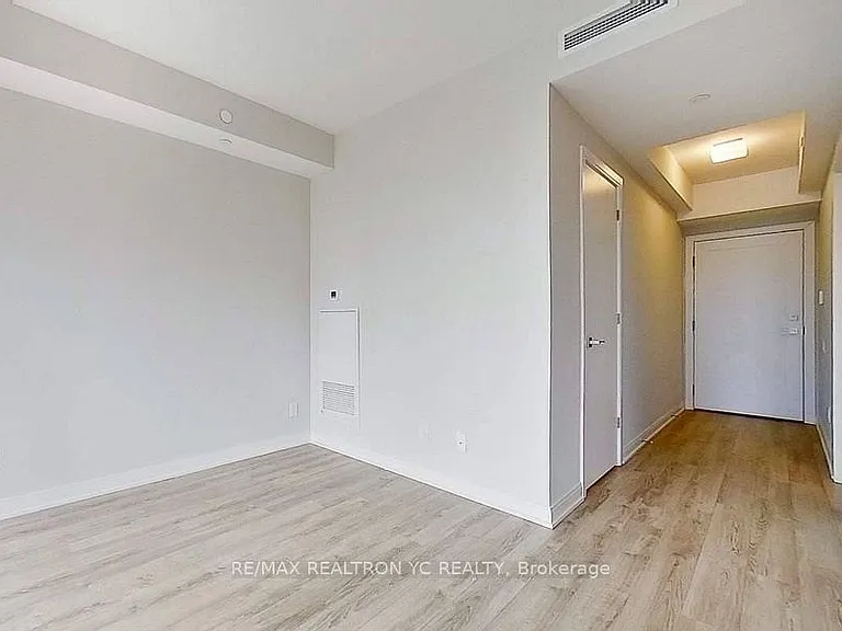 50 Charles St E #1402 — Photo 3