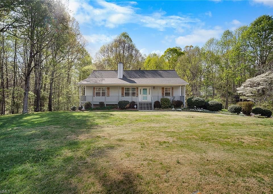 1st image of 7598 Hampton Rd