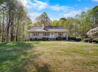 7598 Hampton Rd, Clemmons, NC 27012