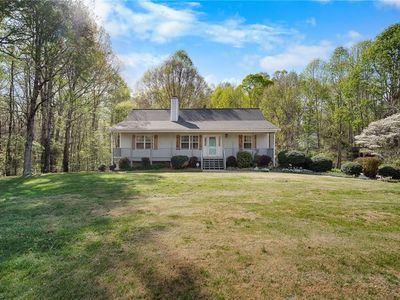 7598 Hampton Rd, Clemmons, NC, 27012