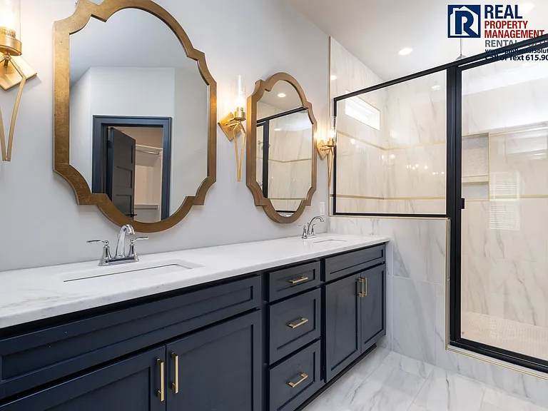 3527 Pershing Dr — Photo 20