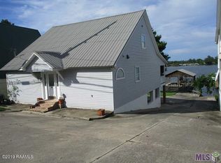 8126 False River Rd, Oscar, LA 70762