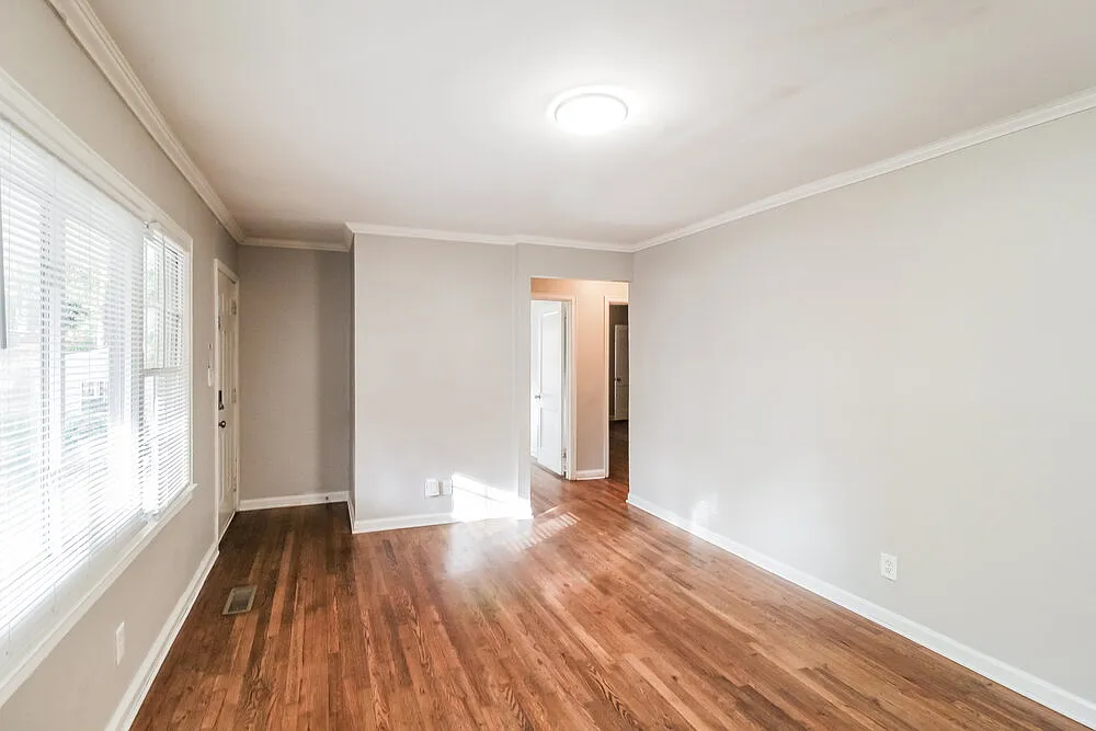 3 bed, 2.0 bath, 1208 sqft, $1,660 — Photo 4