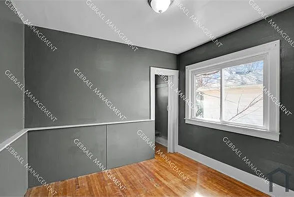 2309 Brown St — Photo 2