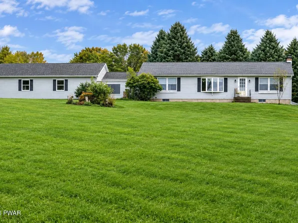 108 Grace View Ln, Greentown, PA 18426