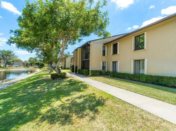 723 Sunny Pine Way #B1, Greenacres, FL 33415