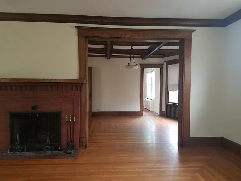 54 Hubinger St — Photo 1