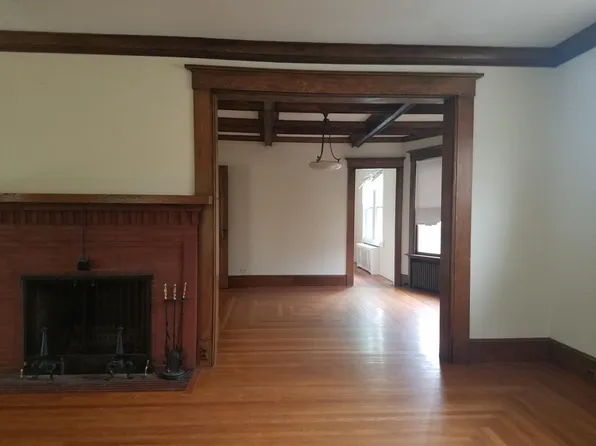 54 Hubinger St, New Haven, CT 06511