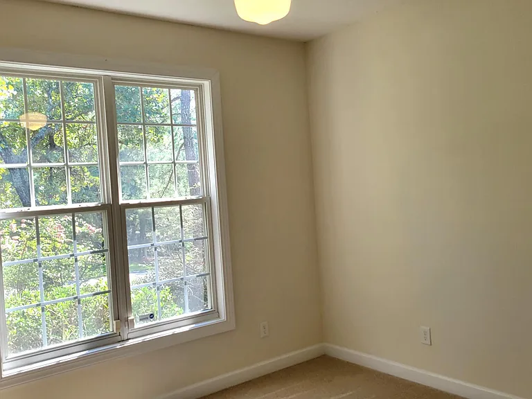 235 W Hedgelawn Way — Photo 20