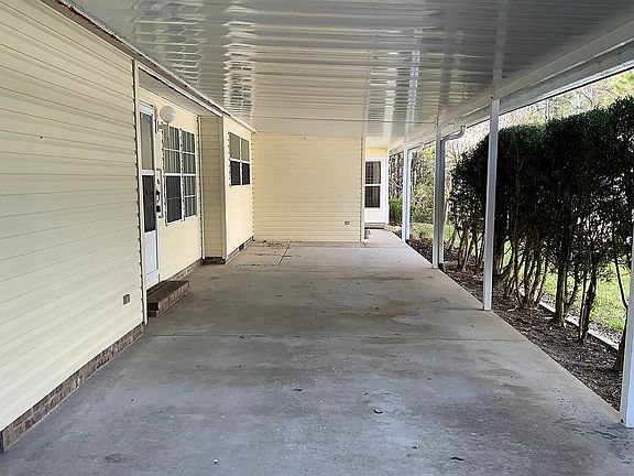 2nd image of 4 Cypress Grove Ln