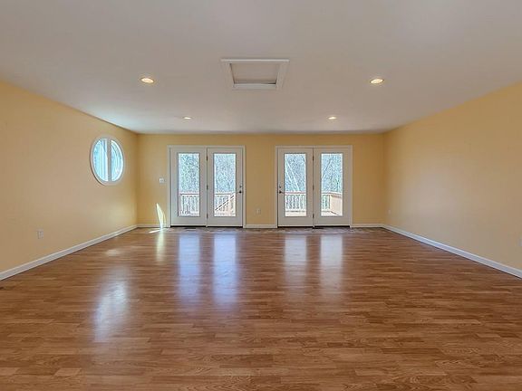 5th image of 37 Parkwood Dr #0