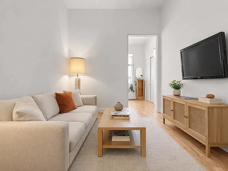 365 Knickerbocker Ave #2L — Photo 6