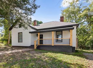 25 S Riegel Ave, Ware Shoals, SC 29692