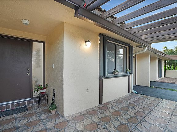 2nd image of 7025 Marlberry Lane #7025