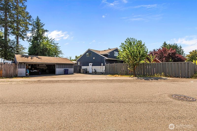 2nd image of 302 115th Street E