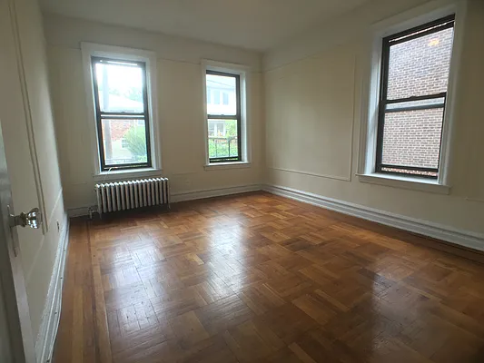 Rented by BuySell Real Estate Inc | media 8