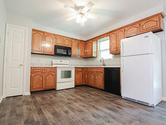 5th image of 517 Aurelia Lynn Dr