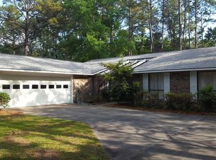 9 Pickens St, Beaufort, SC 29907