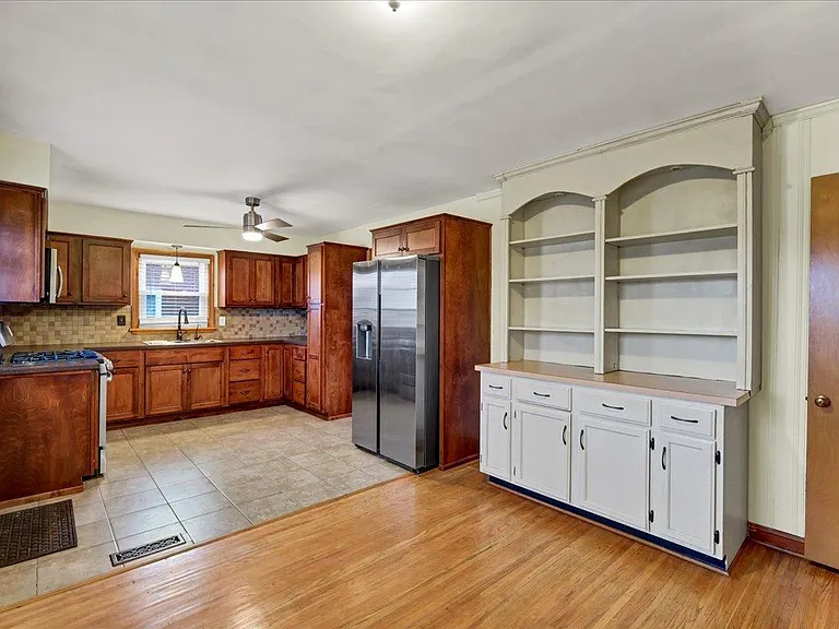 2608 Meadow Dr — Photo 21