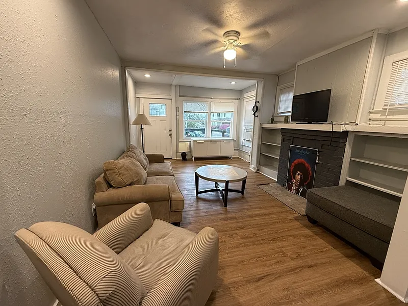 1 bed, 1.0 bath, 750 sqft, $875 — Photo 4