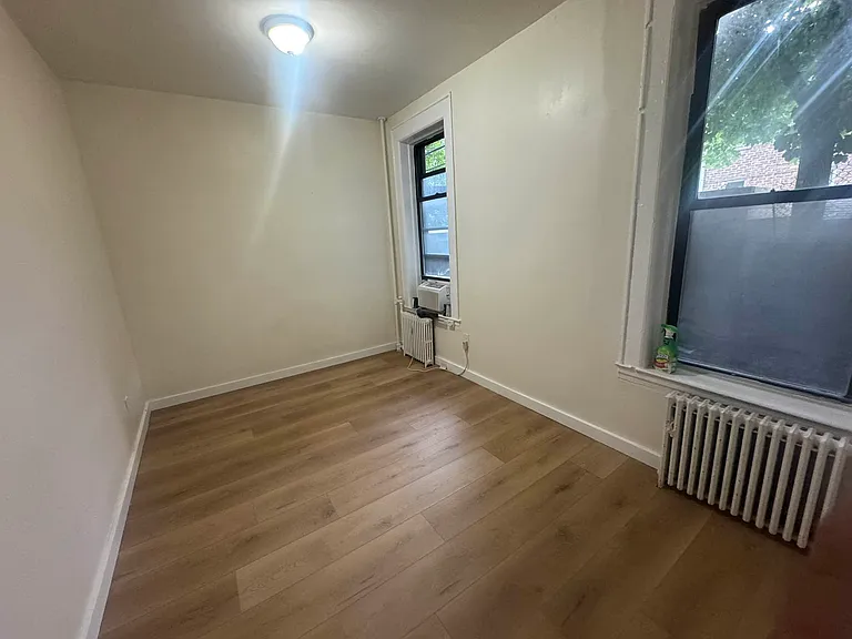 283 23rd St #3 — Photo 1