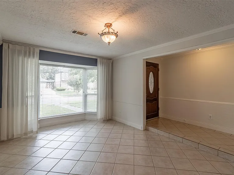 2643 Hodges Bend Cir — Photo 5