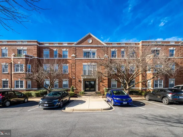 3617 38th St NW APT 310, Washington, DC 20016