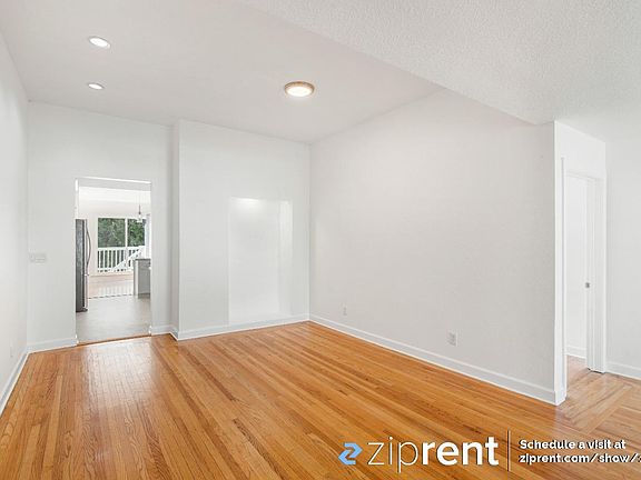 4th image of 2137 E 23rd St #A