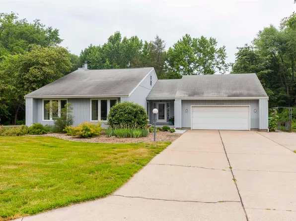 18939 Welworth Ave, South Bend, IN 46637