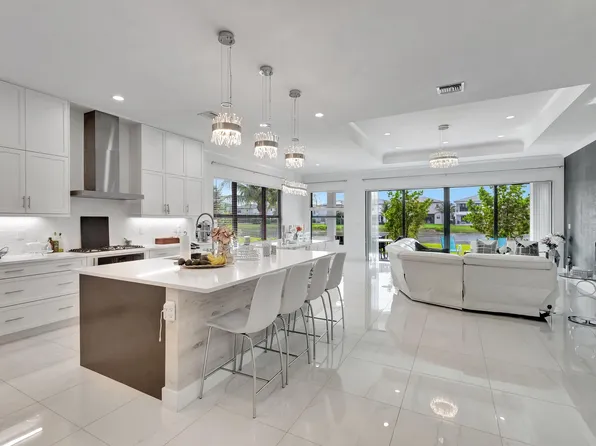 8080 Laurel Falls Drive, Boca Raton, FL 33496
