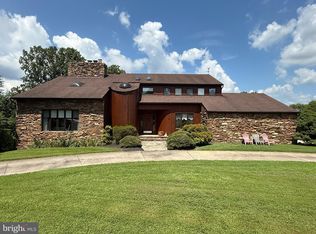 13807 Cripplegate Rd, Phoenix, MD 21131