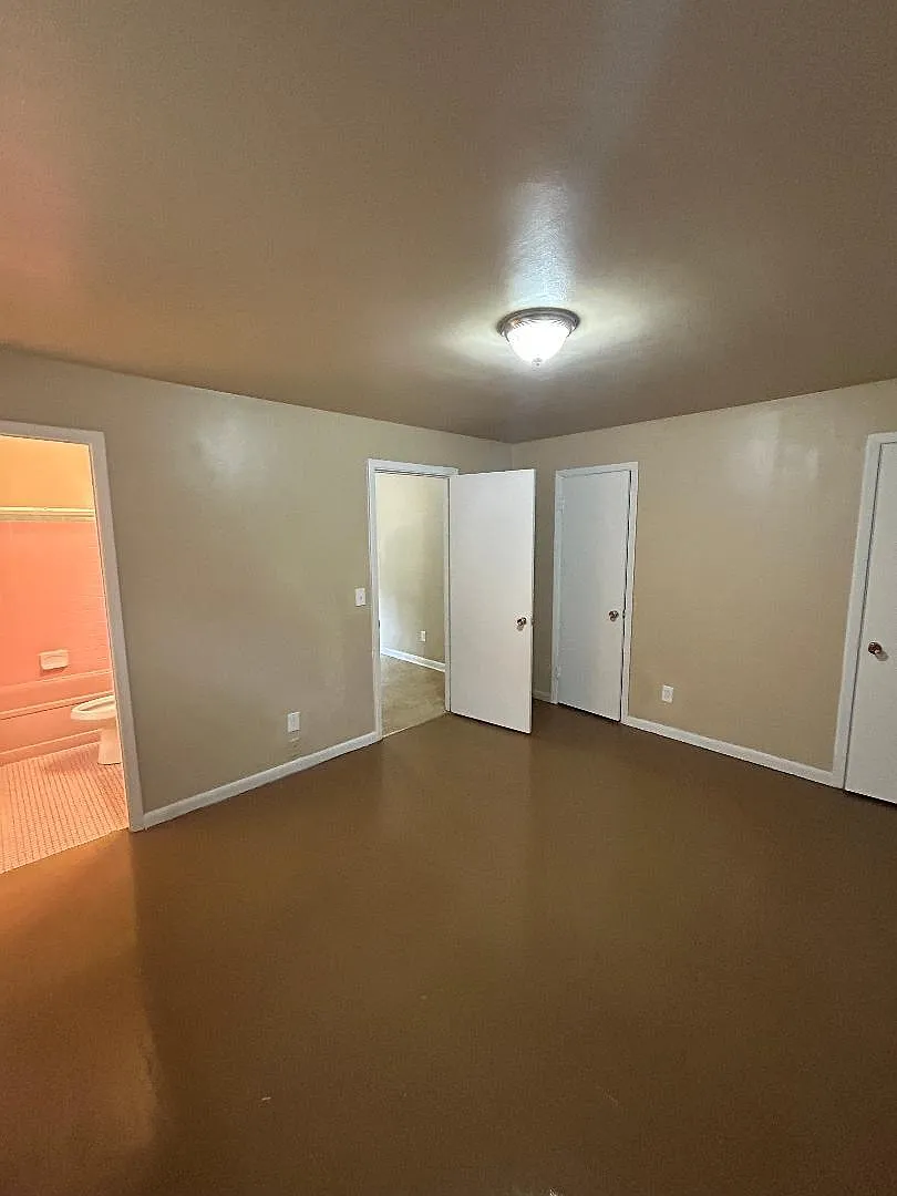 3727 Dina Ave — Photo 2