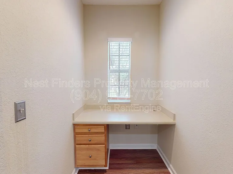 10075 Gate Pkwy N #1013 — Photo 6
