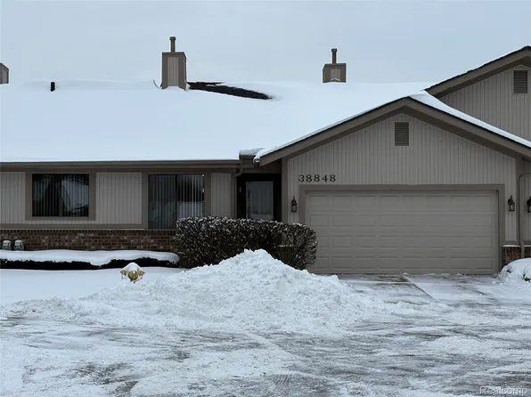 38848 Windmill Pointe S, Clinton Township, MI 48038