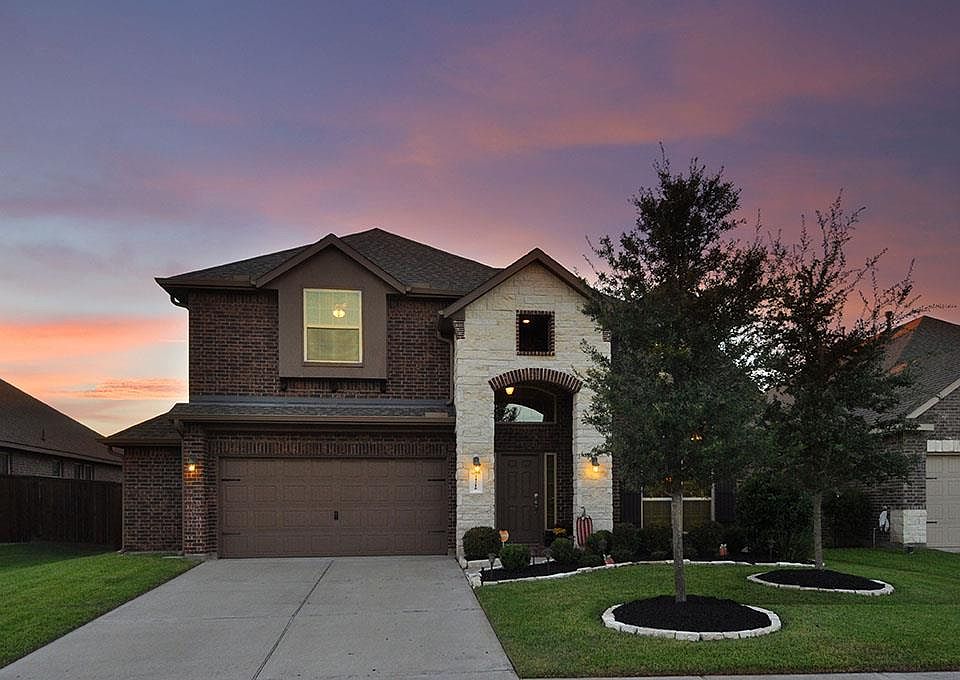 1st image of 24218 Bella Florence Dr