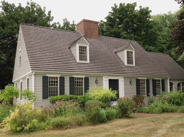 636 Bernardston Rd, Greenfield, MA 01301