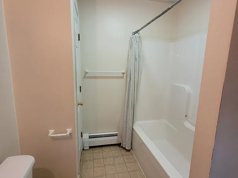 227 Pleasant St #1 — Photo 5