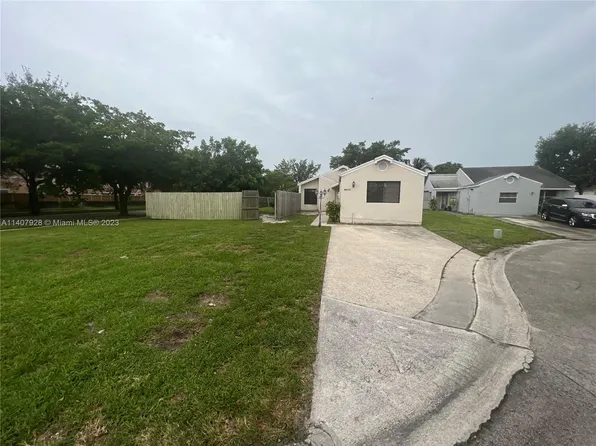 8800 SW 21st St, Hollywood, FL 33025