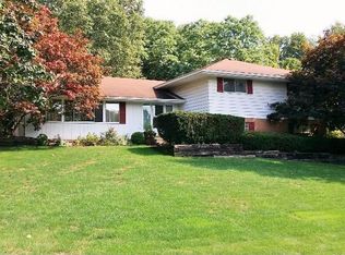 1843 Joan Of Arc Cir, Cuyahoga Falls, OH